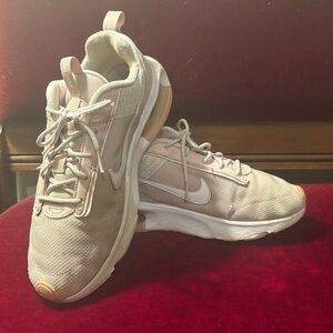 Nike Air Max - Pink & White